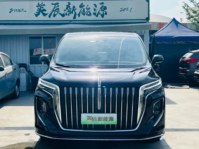 Hongqi HQ9 PHEV — Фото автомобиля 15