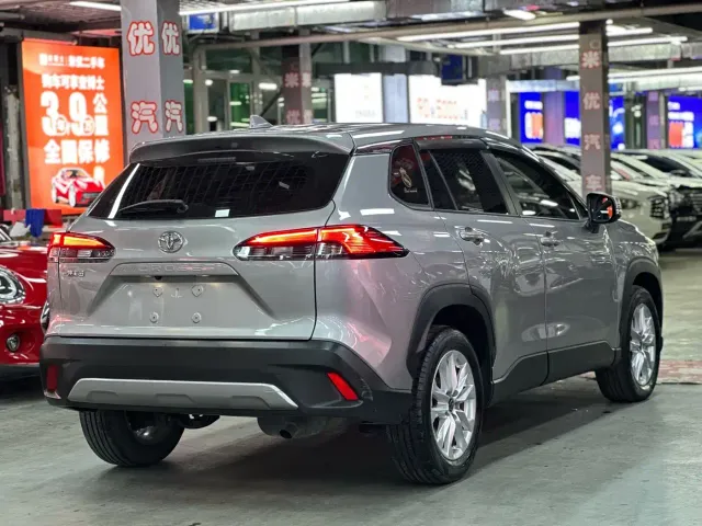 Toyota Corolla Cross — Фото автомобиля 7