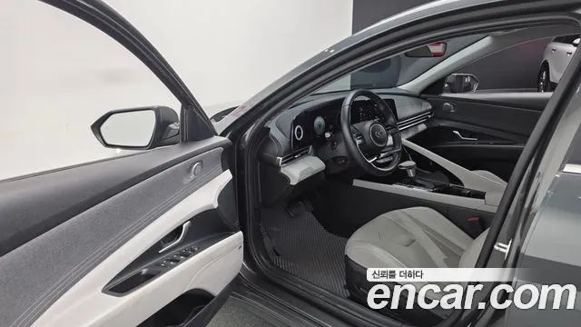 Hyundai Avante — Фото автомобиля 10