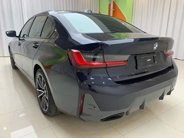 BMW 3 Series — Фото автомобиля 6