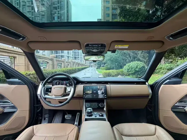 Land Rover Range Rover — Фото автомобиля 8