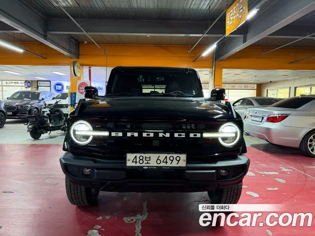 Фотография автомобиля — Ford Bronco 6th Gen