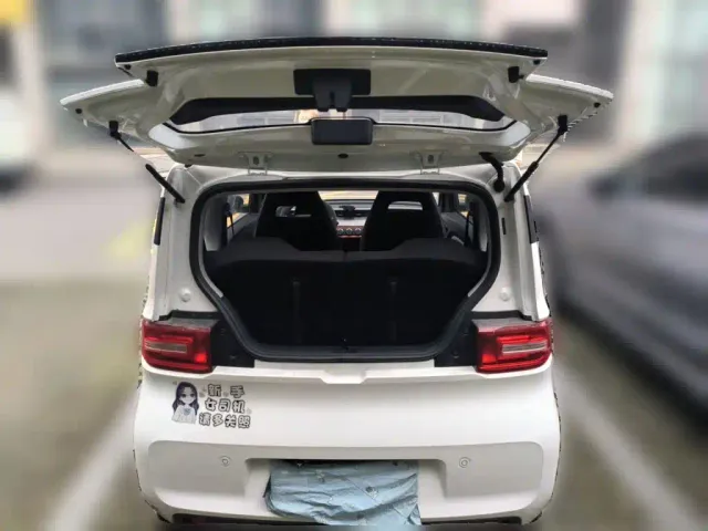 Wuling Hongguang Mini EV — Фото автомобиля 15