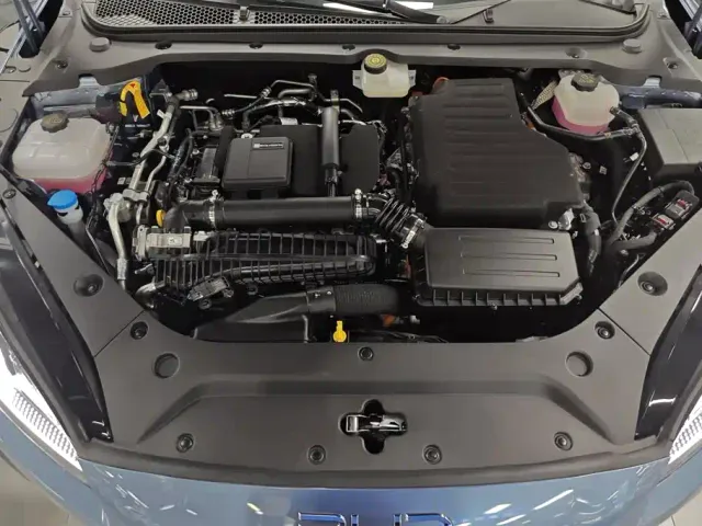 BYD Seal 06 — Фото автомобиля 10