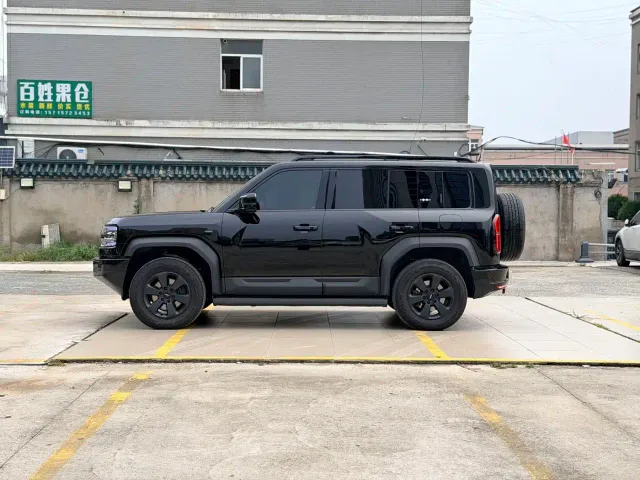 BYD FangChengBao Leopard 5 — Фото автомобиля 7