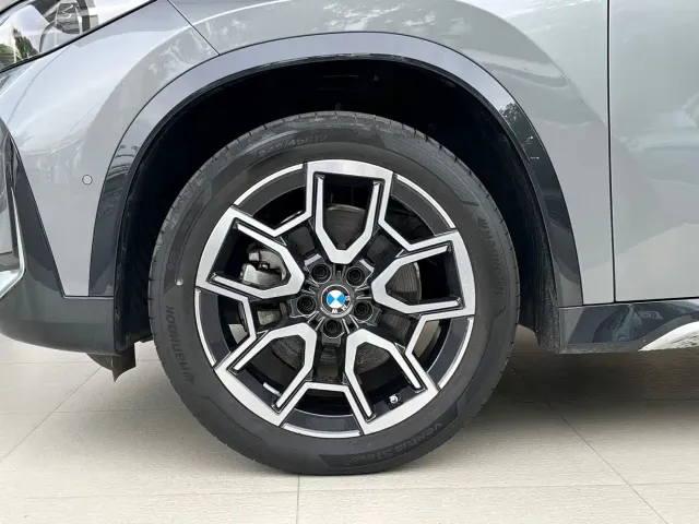 BMW X1 — Фото автомобиля 13