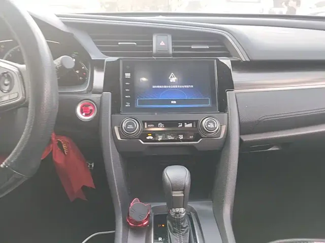 Honda Civic — Фото автомобиля 12