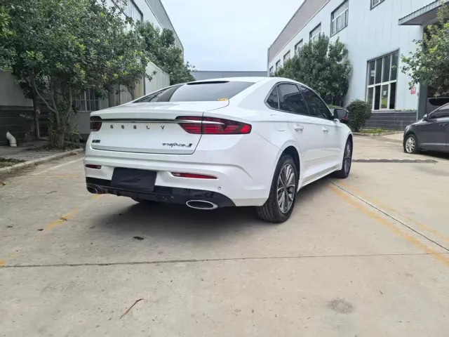 Geely Xingrui — Фото автомобиля 11