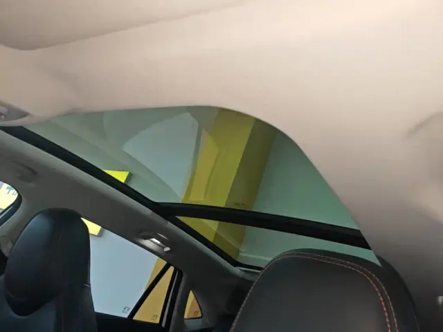 Roewe RX5 — Фото автомобиля 17