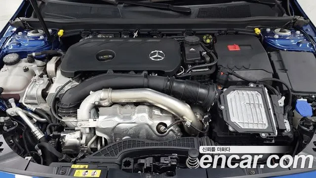 Mercedes-Benz A-Class W177 — Фото автомобиля 6