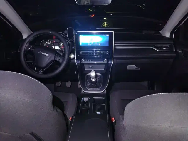 Haval M6 — Фото автомобиля 5