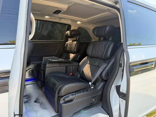 Honda Elysion — Фото автомобиля 9