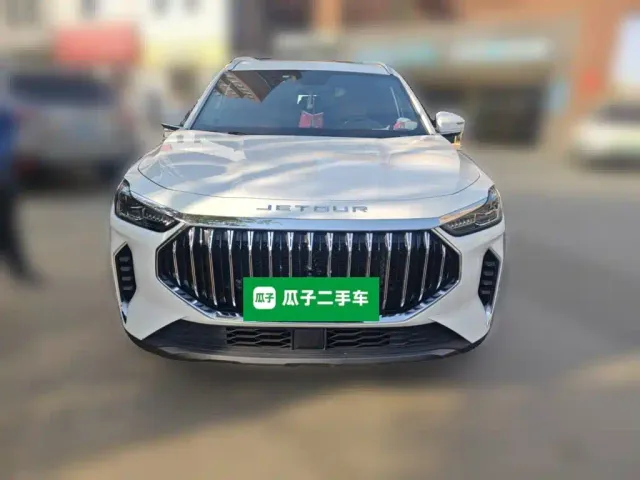 Jetour X70 Plus — Фото автомобиля 2