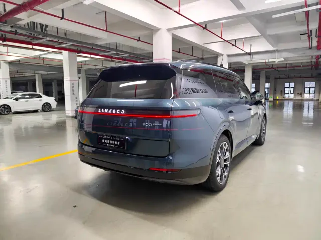 Lynk & Co 900 — Фото автомобиля 6