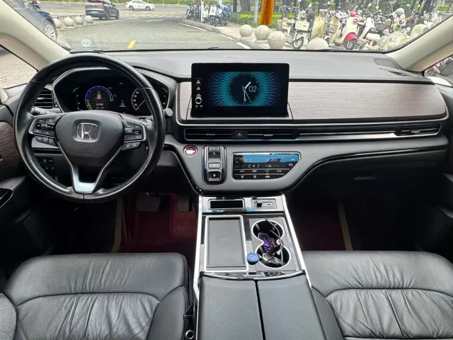 Honda Odyssey — Фото автомобиля 5