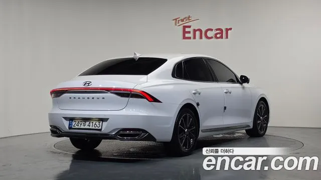 Hyundai Grandeur Новый Grandeur IG — Фото автомобиля 2