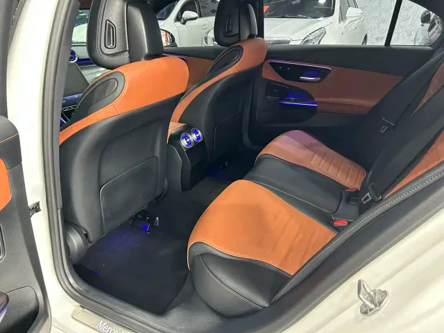 Mercedes-Benz C-Class — Фото автомобиля 14