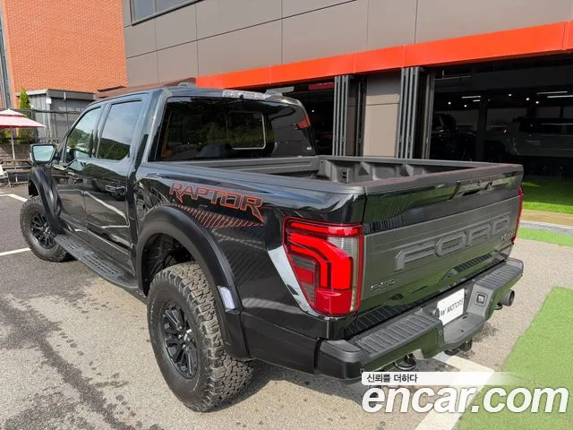 Ford F150 — Фото автомобиля 2