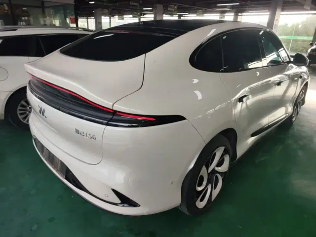IM Motors LS6 — Фото автомобиля 6