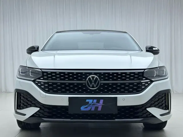 Volkswagen Lavida — Фото автомобиля 2