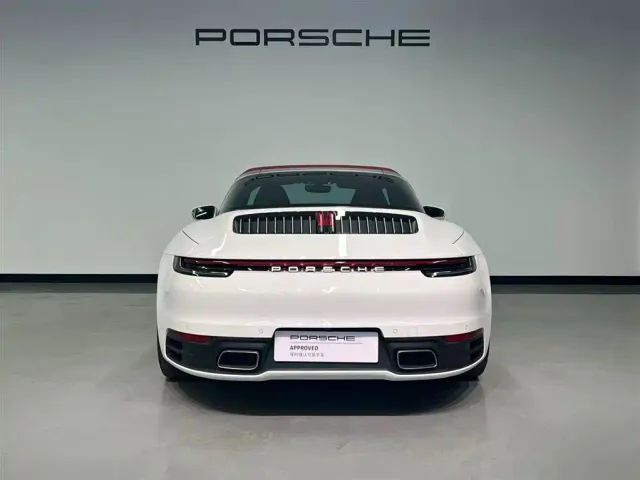 Porsche 911 — Фото автомобиля 4