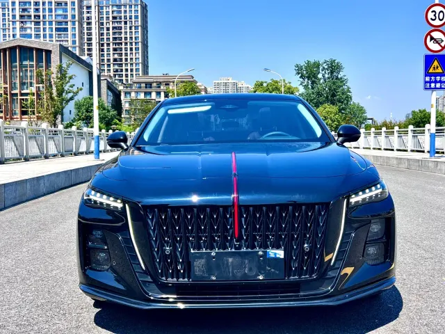 Hongqi H5 — Фото автомобиля 3