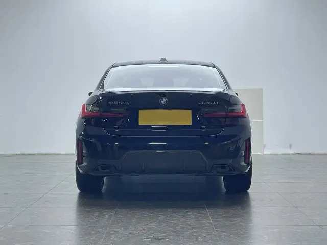 BMW 3 Series — Фото автомобиля 5