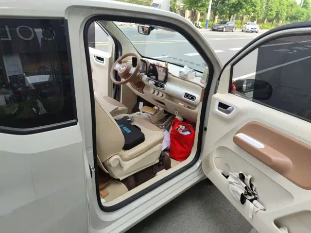 Wuling Hongguang Mini EV — Фото автомобиля 19