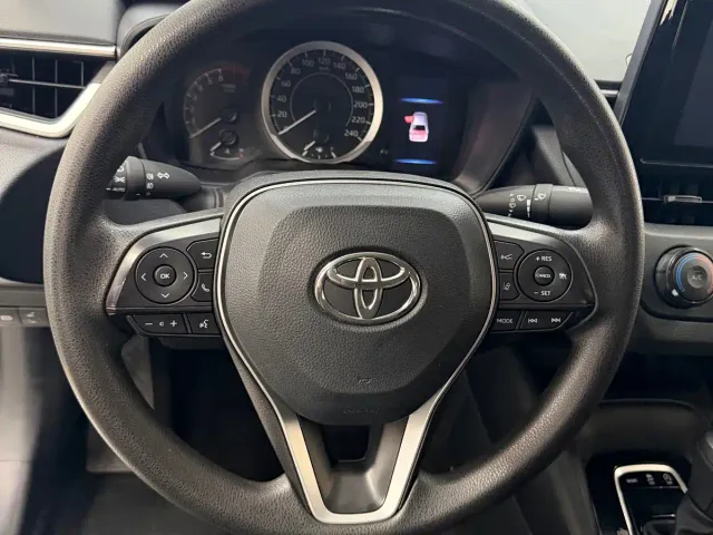 Toyota Corolla — Фото автомобиля 7