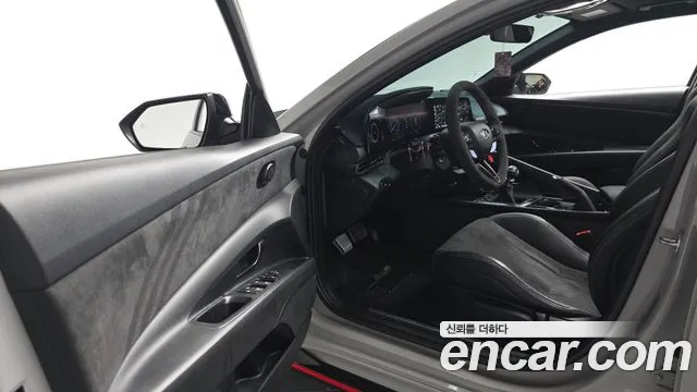 Hyundai AVANTE — Фото автомобиля 10