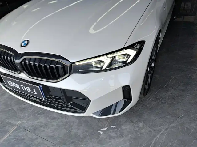 BMW 3 Series — Фото автомобиля 23