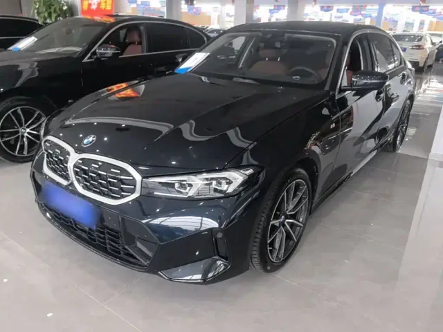 Фотография автомобиля — BMW 3 Series