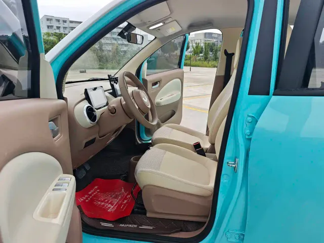 Wuling Hongguang Mini EV — Фото автомобиля 12