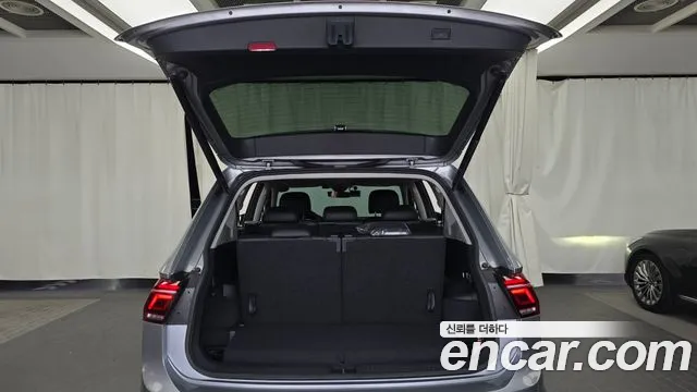 Volkswagen Tiguan — Фото автомобиля 19