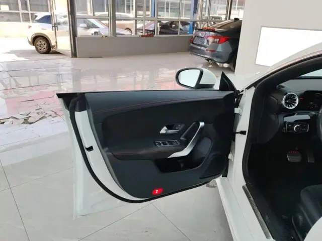 Mercedes-Benz CLA-Class — Фото автомобиля 7