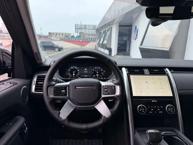 Land Rover Discovery — Фото автомобиля 8