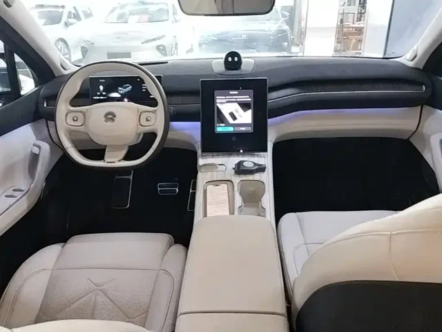 Nio ES7 — Фото автомобиля 9