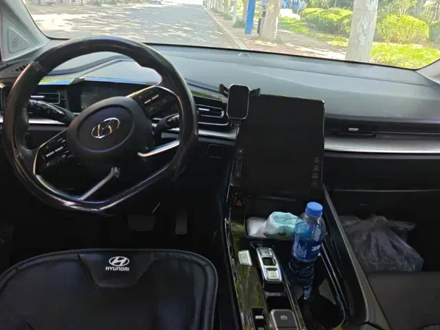 Hyundai Custo — Фото автомобиля 12