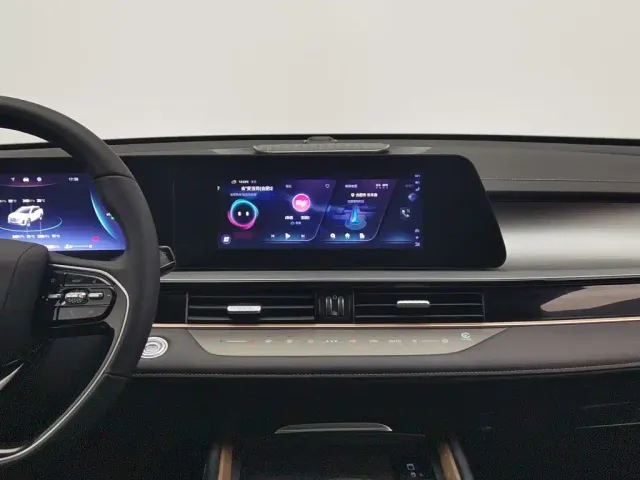 Chery Omoda 5 — Фото автомобиля 12