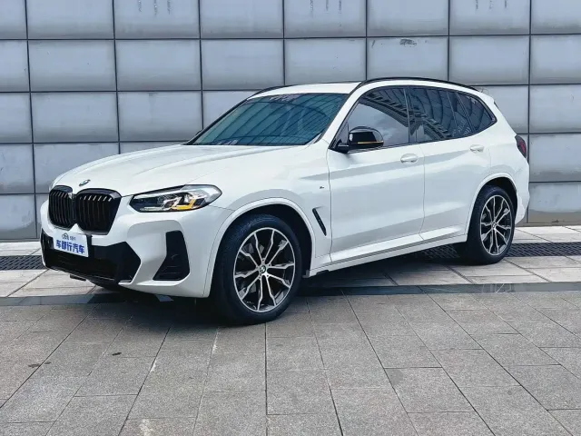 Фотография автомобиля — BMW X3