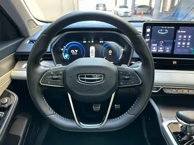 Geely Xingrui — Фото автомобиля 12