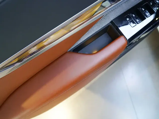 BMW 7 Series — Фото автомобиля 15