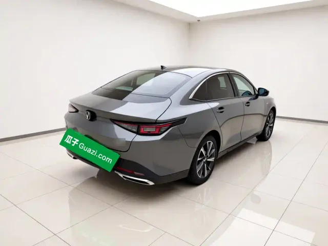 Changan Eado — Фото автомобиля 6