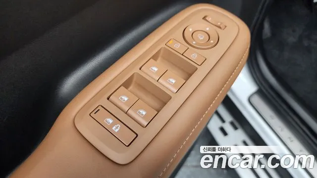 Hyundai Santa Fe MX5 — Фото автомобиля 28