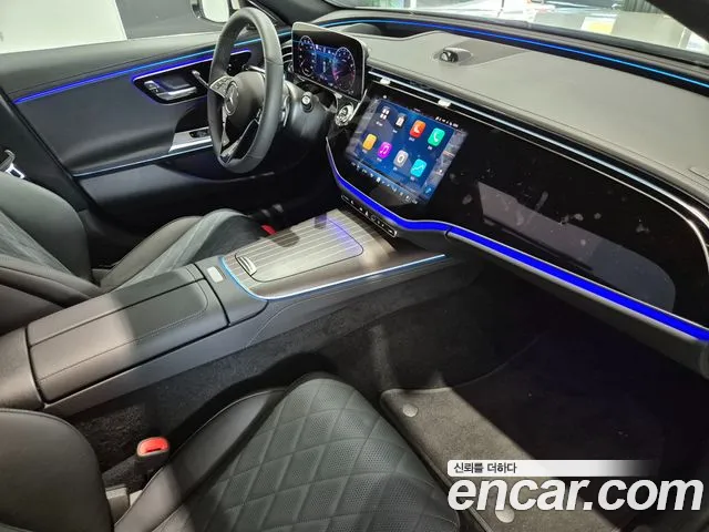 Mercedes-Benz E-Class — Фото автомобиля 15