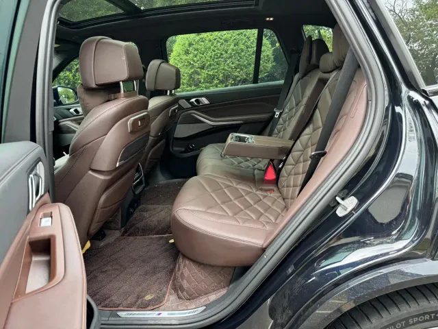 BMW X5 — Фото автомобиля 8