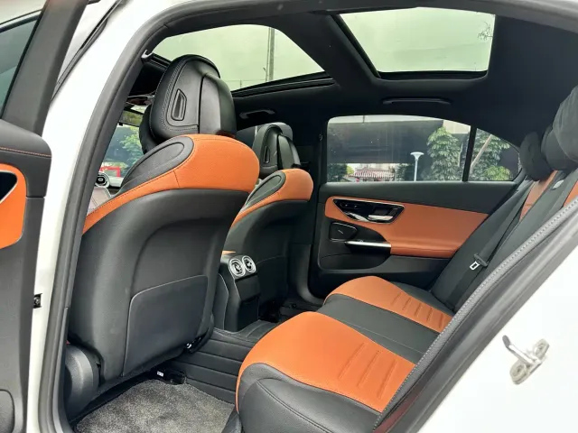 Mercedes-Benz C-Class — Фото автомобиля 14