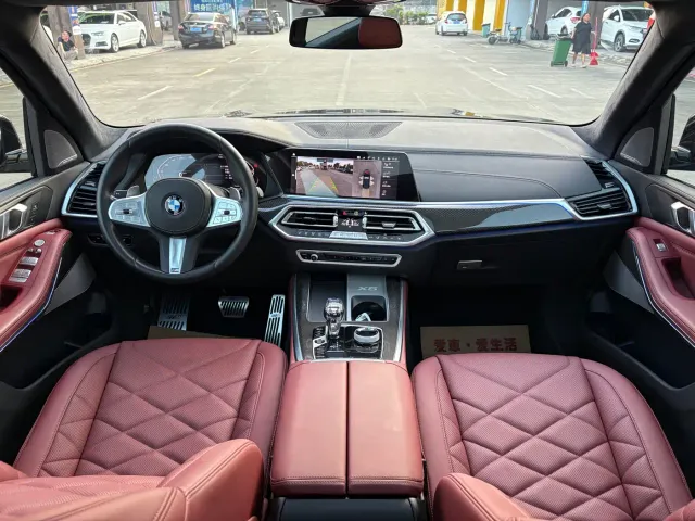 BMW X5 — Фото автомобиля 10