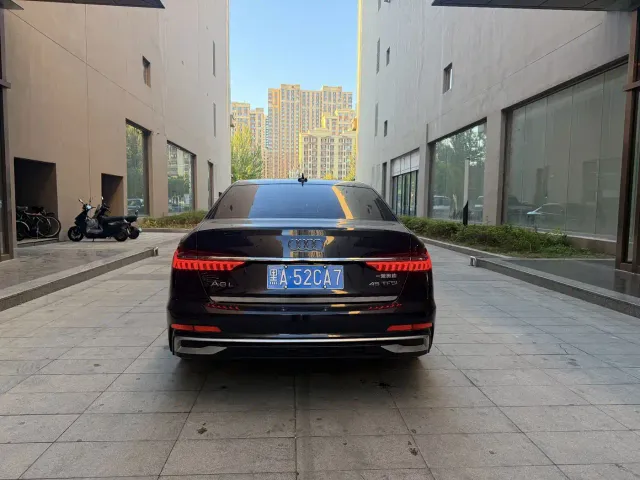 Audi A6L — Фото автомобиля 9
