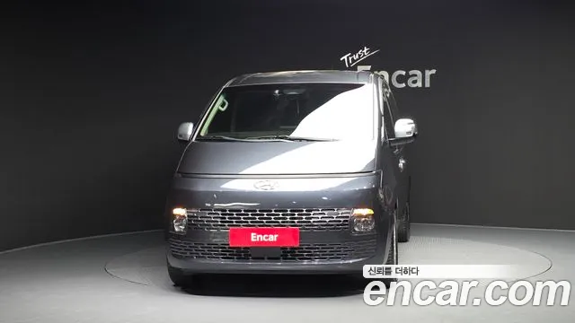 Hyundai Staria Staria Карго 5 мест — Фото автомобиля 3
